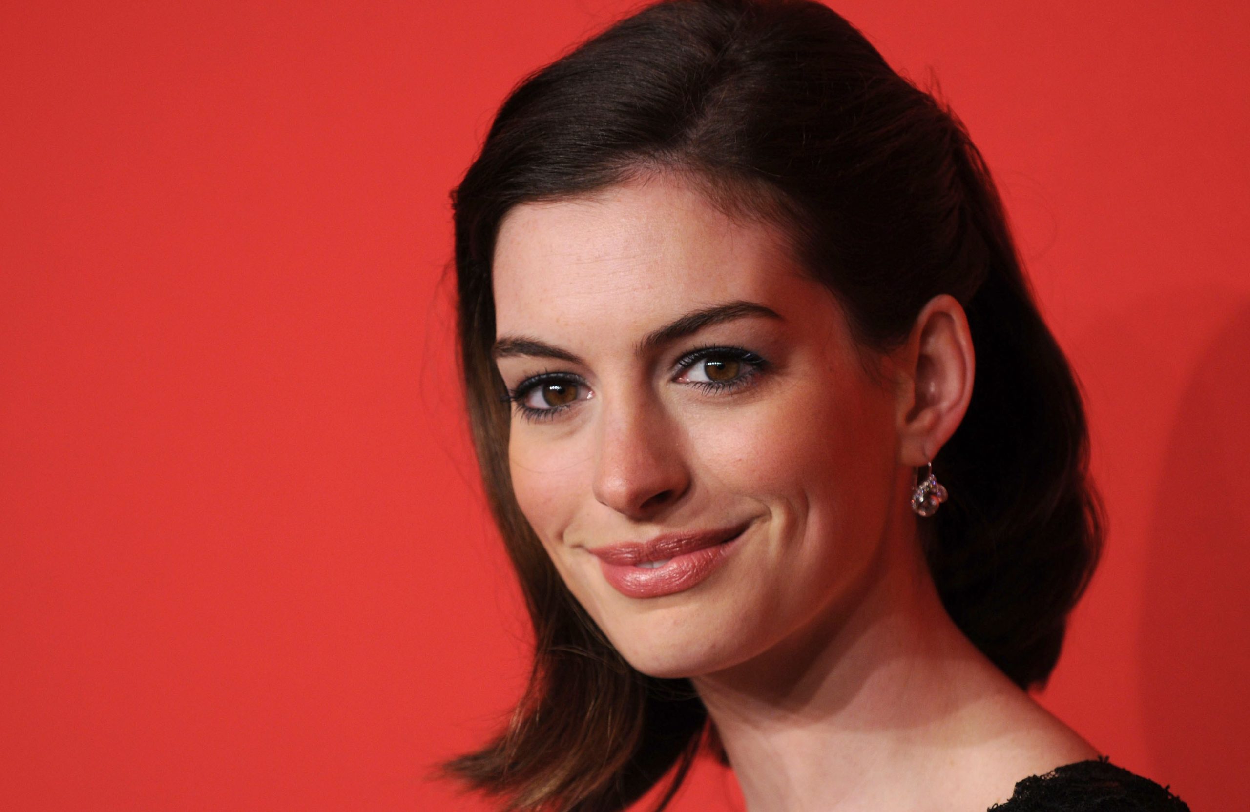 Anne,Hathaway,At,The,Cartier,100th,Anniversary,In,America,Celebration,